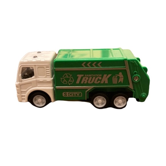 ⚜️Toy Car: Green Sanitation Truck! NWT! - Picture 3 of 5